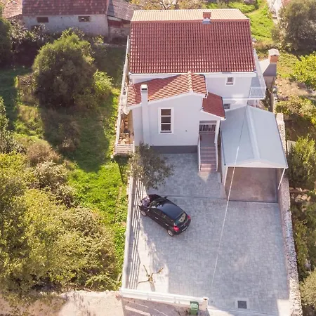 Awesome In W/ 2 Bedrooms 아파트